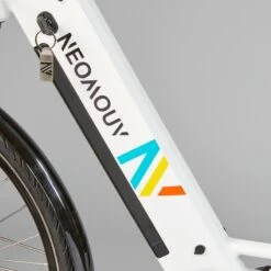 Seconde Vie - Vélo Ville électrique - NEOMOUV Ekia 2 - Blanc - BON -Vélo route Magasin seconde vie velo ville electrique neomouv ekia 2 blanc bon 3