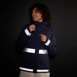 BTWIN VESTE PLUIE VELO VILLE VISIBILITE NUIT 540 FEMME BLEU MARINE -Vélo route Magasin veste pluie velo ville visibilite nuit 540 femme bleu marine 7